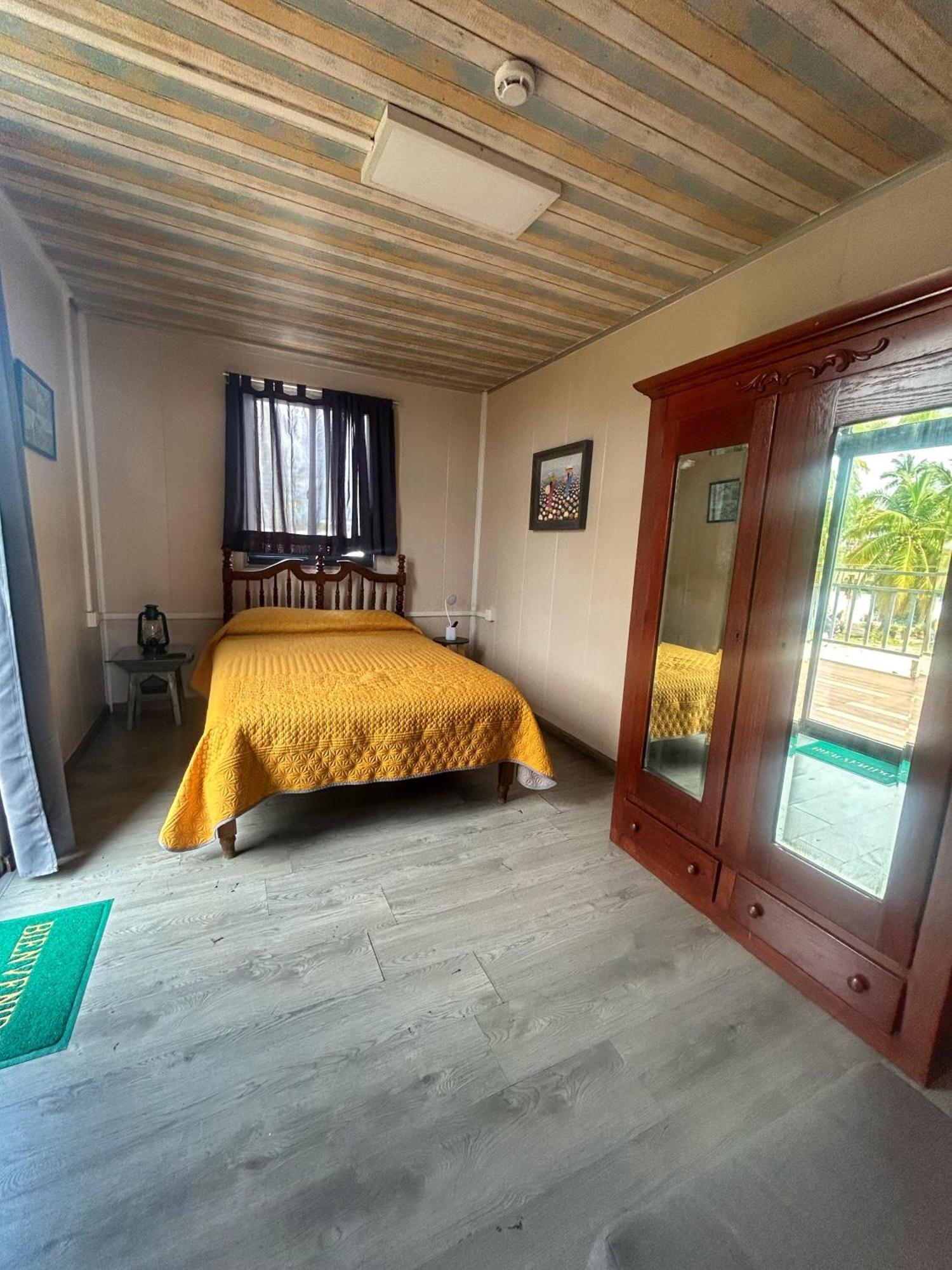 Yellow House 6 Minutos De Playa Barra de Navidad Dış mekan fotoğraf