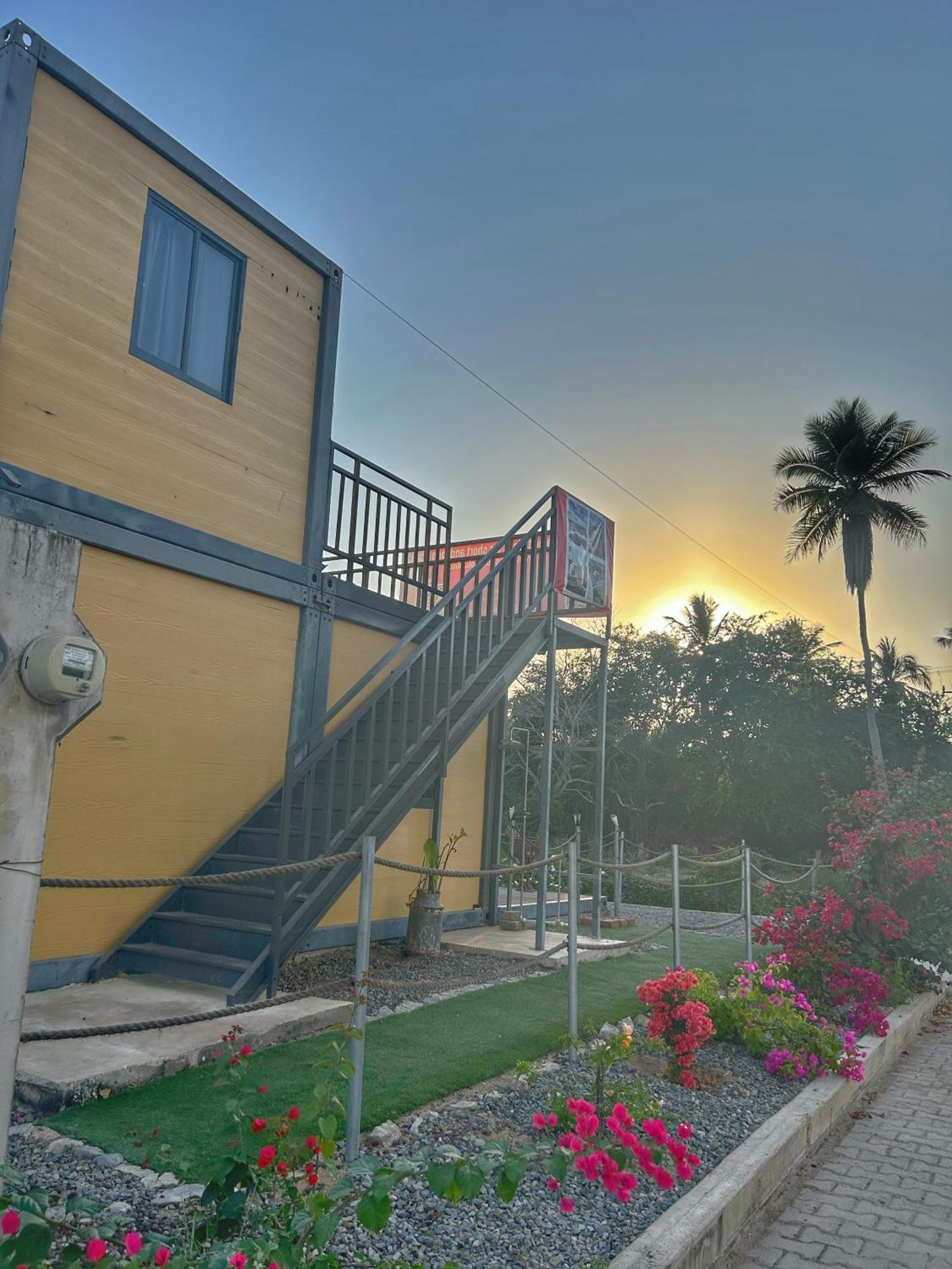 Yellow House 6 Minutos De Playa Barra de Navidad Dış mekan fotoğraf